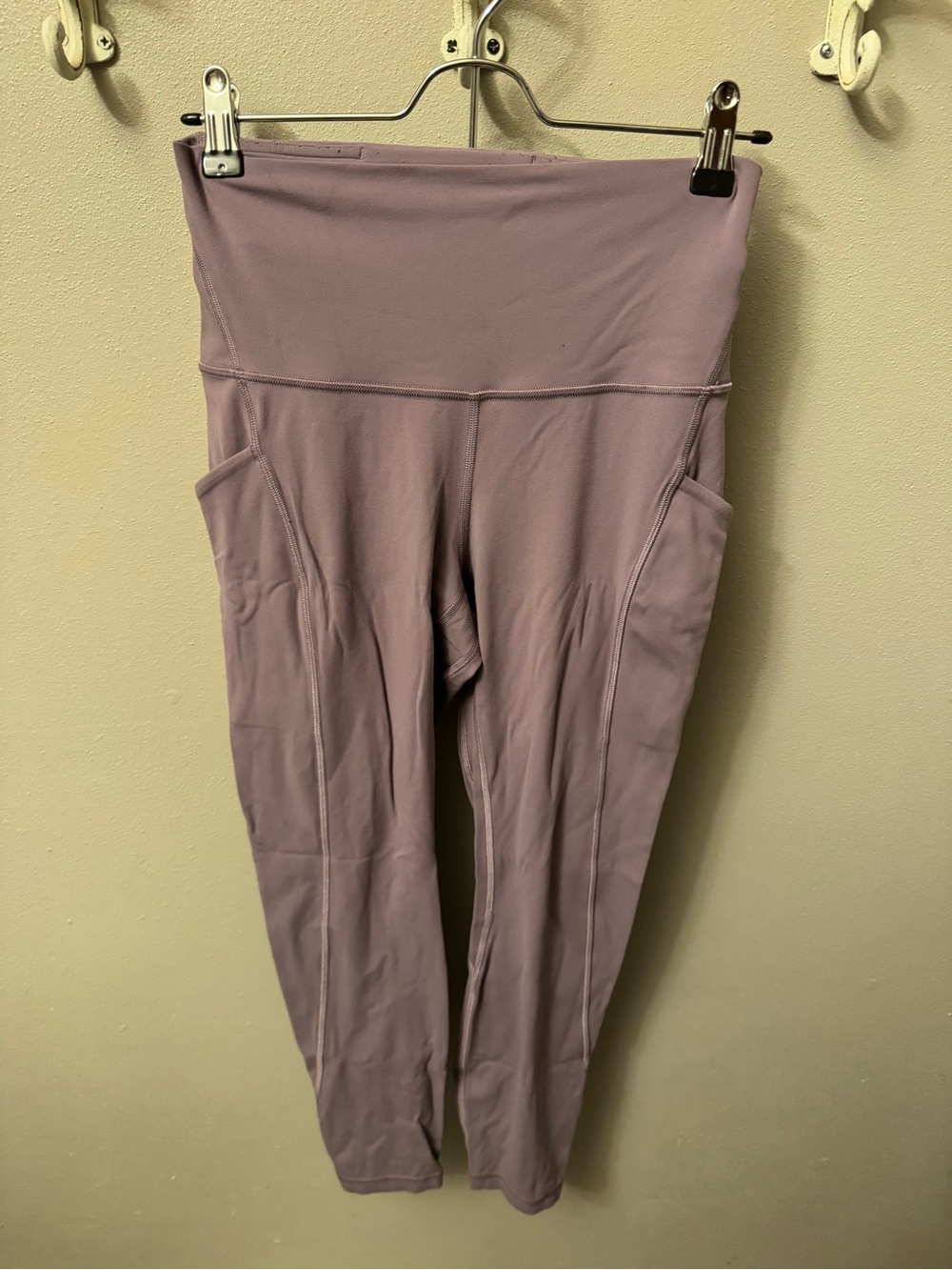 Purple Lulululemon Leggings size 6